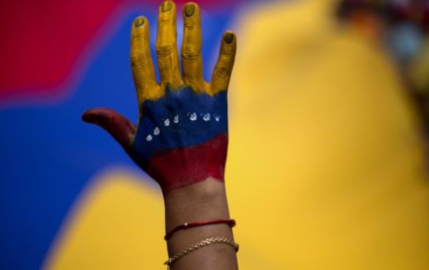 Un ‘cambio de régimen’ está llegando muy pronto a Venezuela – según Colombia